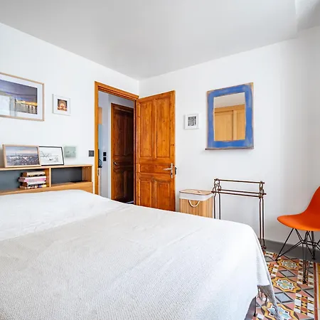 A 100m De La Dans Le Quartier Historique Apartamento